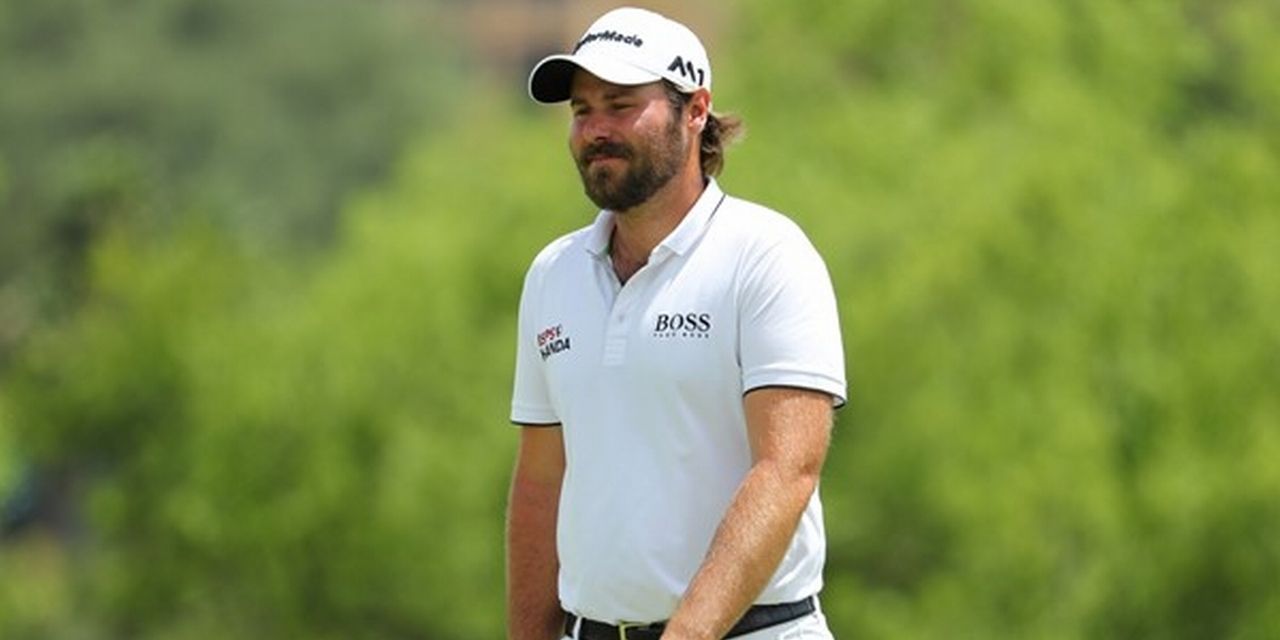   Dubuisson hits the front in South Africa