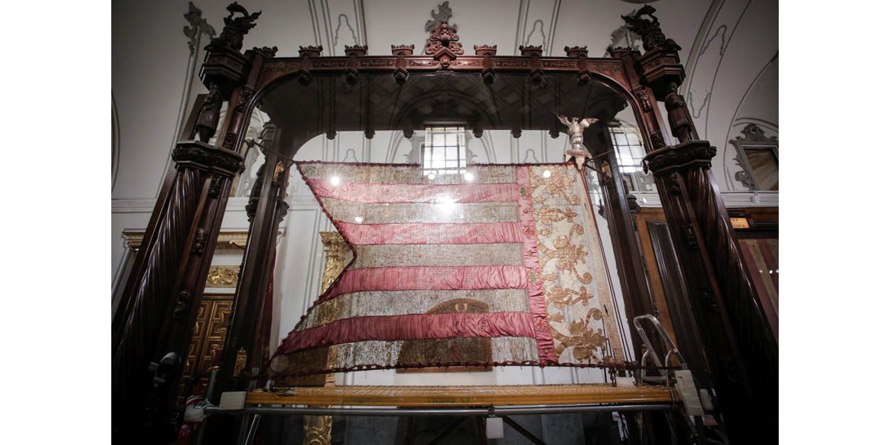  El Ayuntamiento licita la elaboración de la nueva réplica de la Senyera, con toda la fidelidad a la antigua en técnicas de confección y materiales