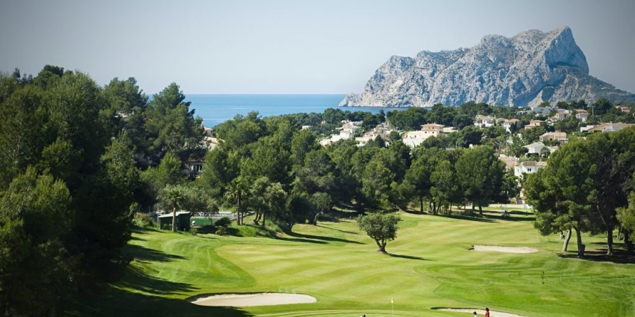  El Club de Golf Ifach alberga el VI Trofeo Presidente de la Federación de Golf
