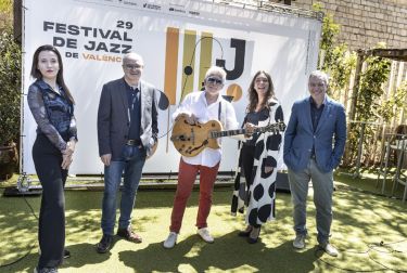 Maria Schneider, Esperanza Spalding y Lizz Wright encabezan un 29.º Festival de Jazz de València con fuerte presencia valenciana y una programación abierta al góspel, el soul y el jazz latino